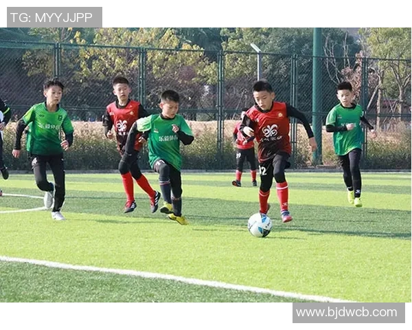 大爷足球明星精彩瞬间视频素材分享让你领略不一样的运动魅力