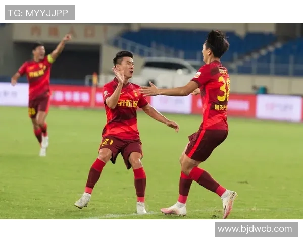 杭州网球队以80分领跑精英赛积分榜展现强劲实力 杭州网球队以80分领跑精英赛积分榜展现强劲实力